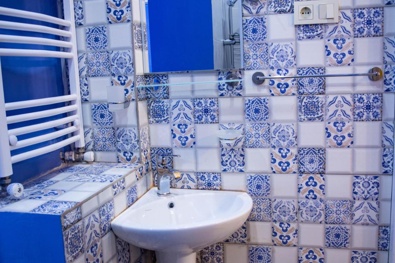 Sunflower Hotel Тбилиси Экстерьер фото
