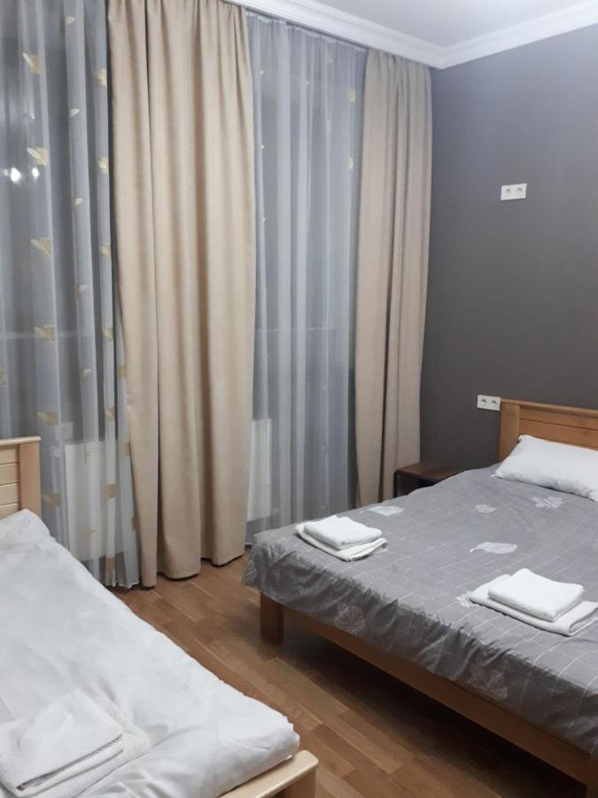 Sunflower Hotel Тбилиси Экстерьер фото